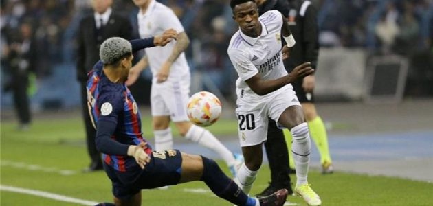 بالأرقام قبل الكلاسيكو.. أراوخو عقدة فينيسيوس جونيور