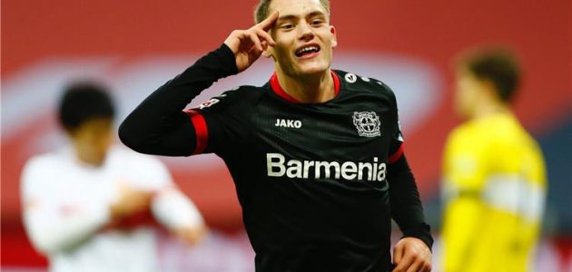 سبورت: تفاؤل في برشلونة بشأن التعاقد مع فلوريان فيرتز